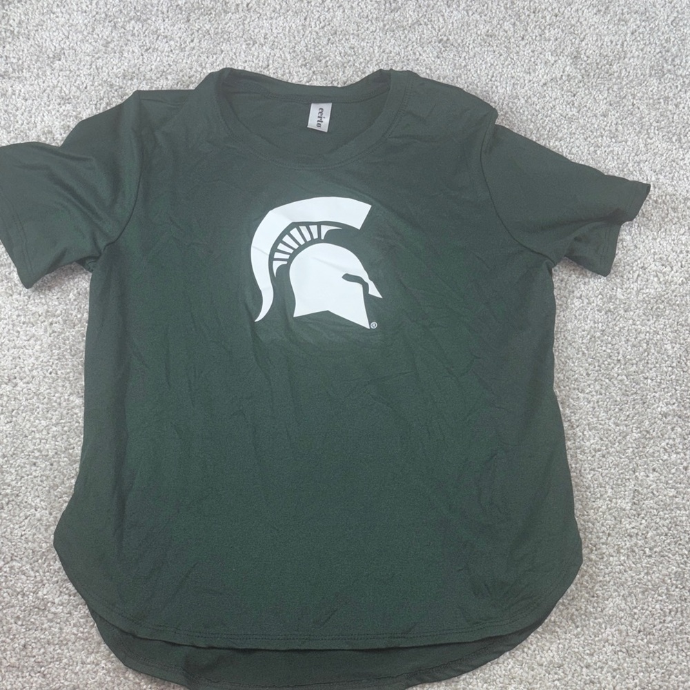 Michigan State Spartans‎ women's size small NWOT tshirt
